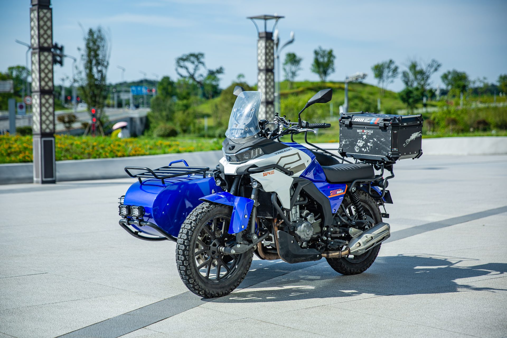 银钢SUV500二代（蓝色）骑行实拍（3）