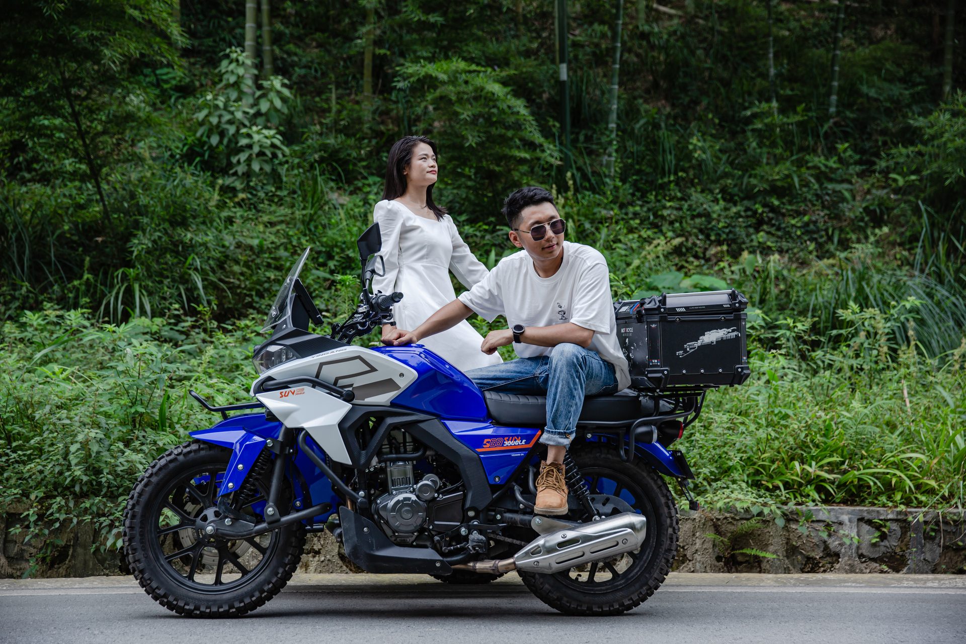 银钢SUV500二代（蓝色）骑行实拍（15）